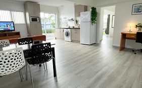 Your Home In Cockle Bay